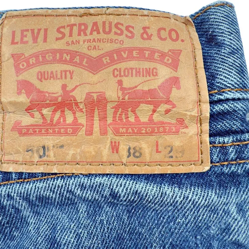 Levi's 505 Men's 38x29 Straight Regular Fit Medium Wash Denim Jeans